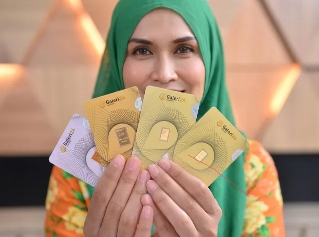 Harga Emas Antam Hari Ini Naik Rp15.000, Tembus Rp2,616 Juta per Gram